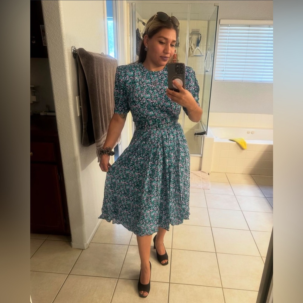 Vintage Karin Steven’s size 4 dress